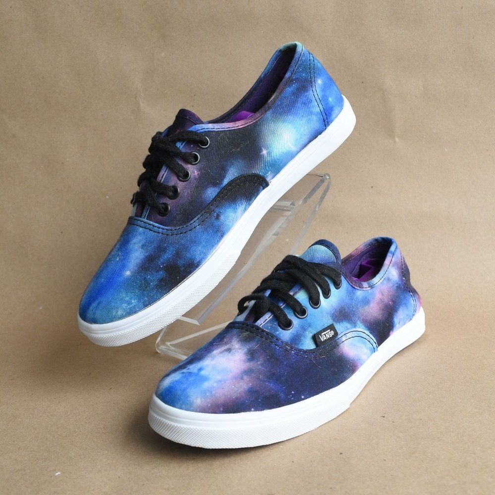 * VANS Authentic™ Core Classics Unisex Skate Shoe